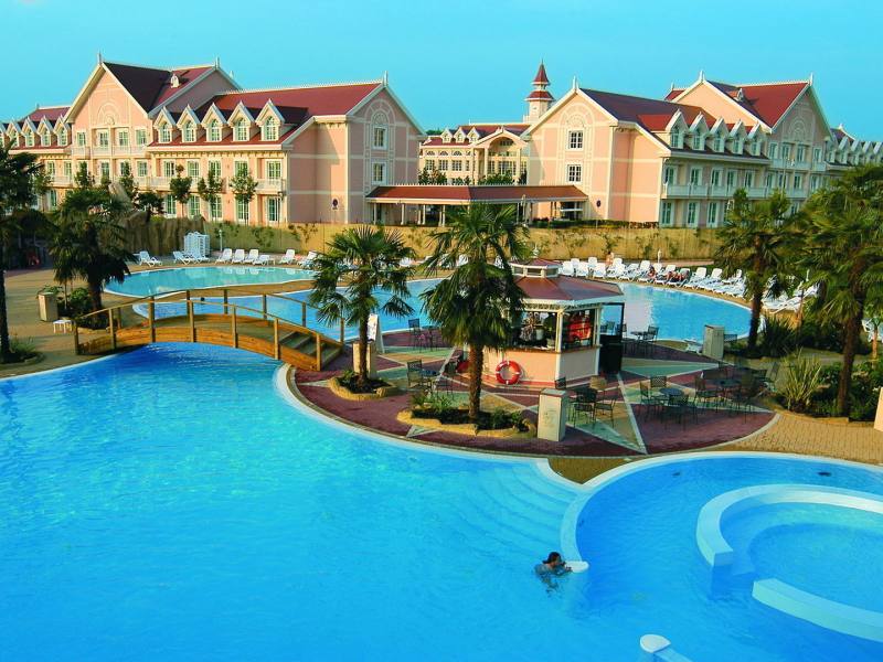 4* Gardaland Adventure Hotel Castelnuovo del Garda Gardasee