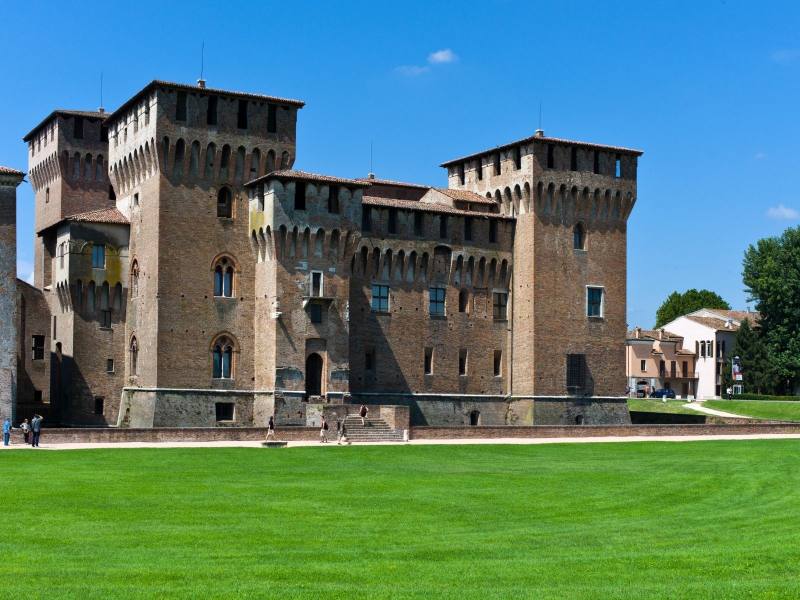 Wochenmarkt in Mantua – Mercato di Mantova Wochenmarkt in Mantua– Mercato di Mantova
